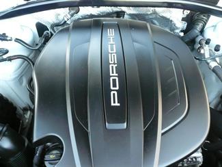 2018 Porsche Macan - Thumbnail