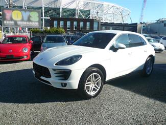 2018 Porsche Macan - Thumbnail
