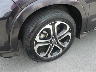 2015 Honda VEZEL - Thumbnail
