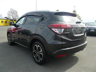 2015 Honda VEZEL - Thumbnail