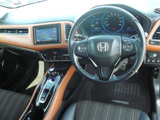 2015 Honda VEZEL - Thumbnail