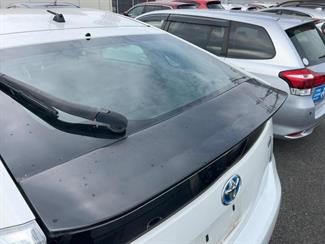 2014 Toyota Prius - Thumbnail